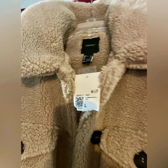 Jacket - Picture 2 of 6